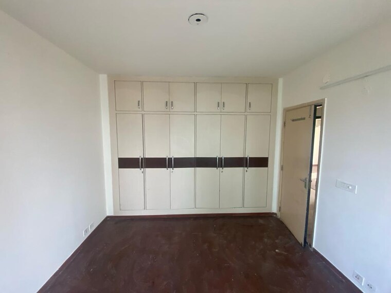 Room, bptp-park-grandeura 3 Bedroom 2032 Sq.Ft. Apartment In Sector 82 Faridabad 9705143