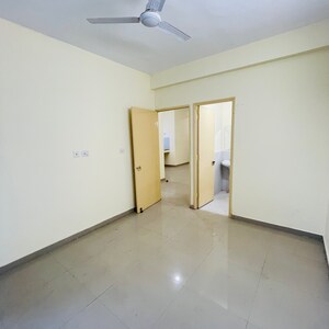 Room in 2 BHK Apartment at Pyramid Square 67A, Sector 67a – for Rent