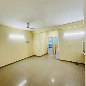 2 BHK Apartment For Rent in Pyramid Square 67A, Sector 67a
