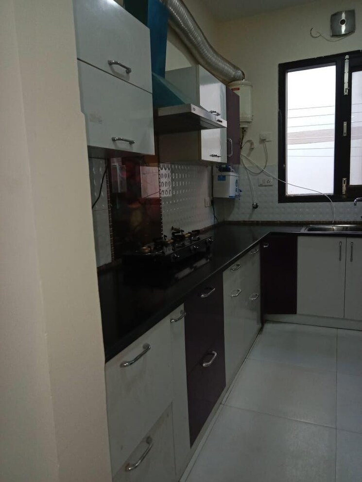 Kitchen, sector 4 1 Bedroom 822 Sq.Ft. Independent House In Sector 4 Gurgaon 9705135