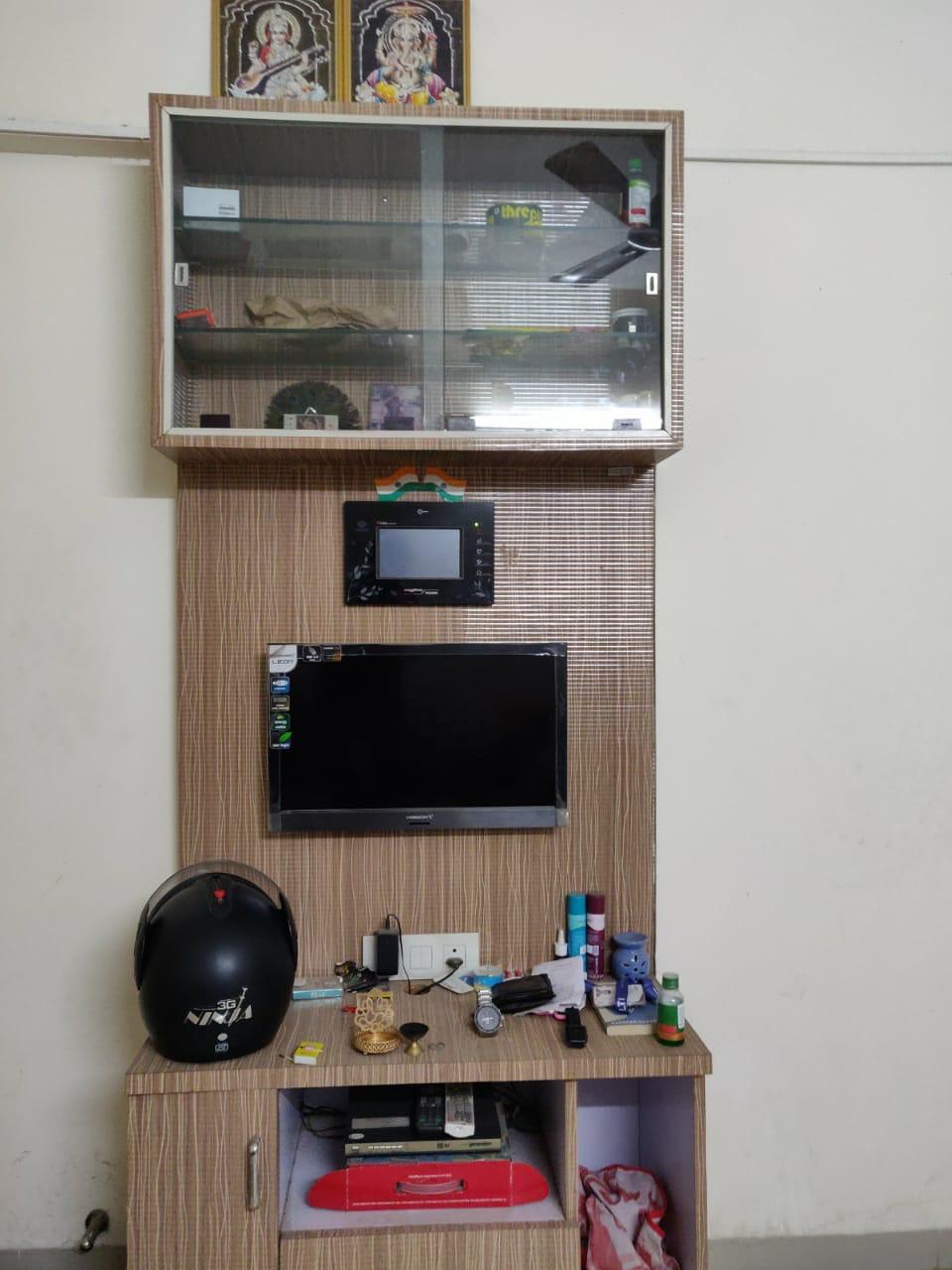 1 BHK + Extra Room Apartment For Sale in Amanora Metro Tower