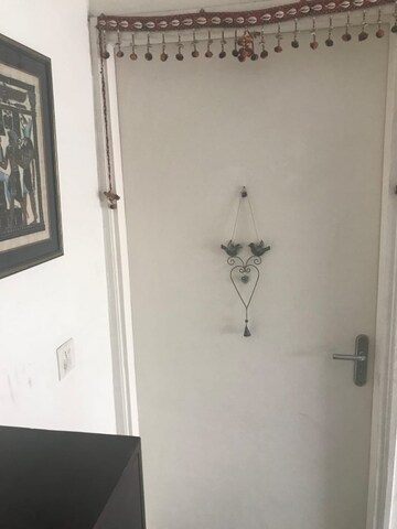 Room in 1 BHK Independent House at Sector 4 – for Rent