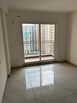 Room in 2 BHK Apartment at Rishita Manhattan, Gomti Nagar – for Sale
