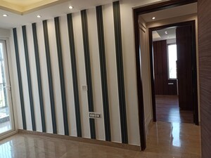 Building Lobby in 4 BHK Builder Floor at Unitech Nirvana Country Aspen Greens, Sector 50 – for Sale