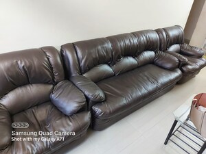 Furnished Amenities in 2 BHK Apartment at Aquem Alto – for Sale