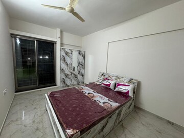 Bedroom in 2 BHK Apartment at Majestique Towers Phase 3, Kharadi – for Rent