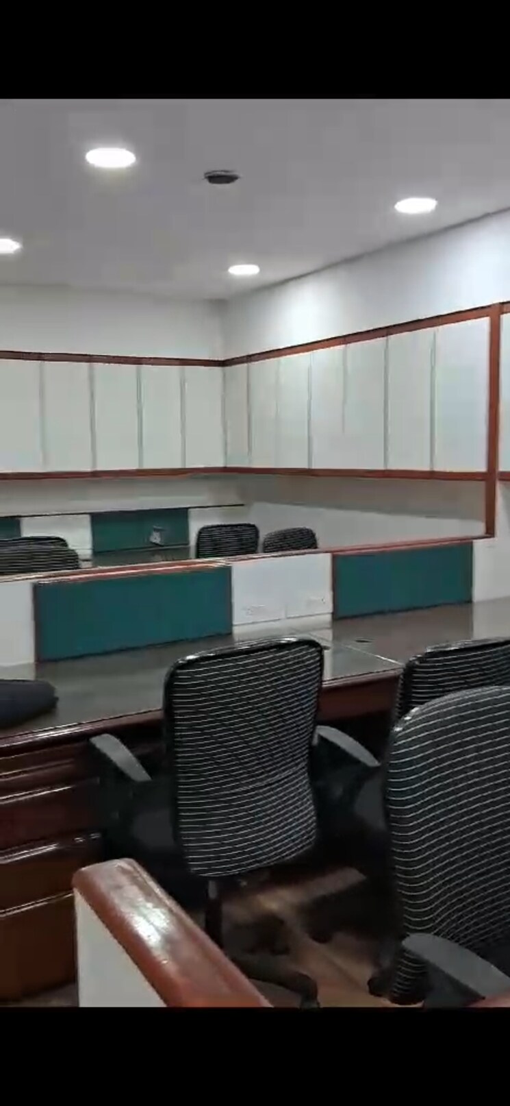 Team Area, remi-bizcourt Commercial Office Space 620 Sq.Ft. In Andheri West Mumbai 9705213