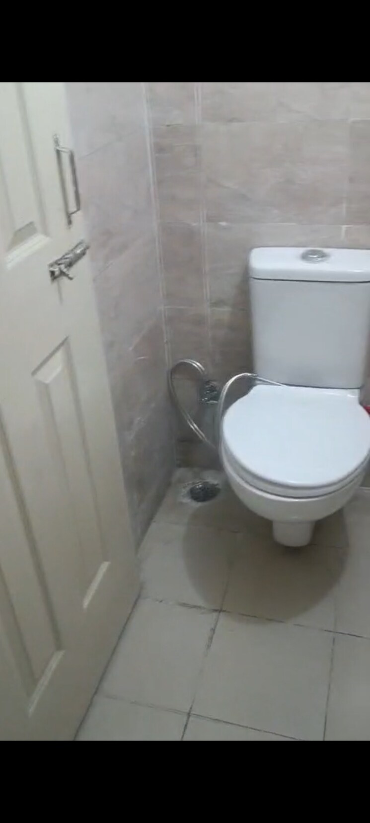 Bathroom, wave-dream-homes 1 Bedroom 578 Sq.Ft. Apartment In Wave City Ghaziabad 9705231