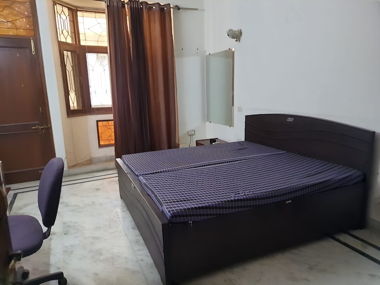 Bedroom, sector 4 1 Bedroom 699 Sq.Ft. Independent House In Sector 4 Gurgaon 9705225