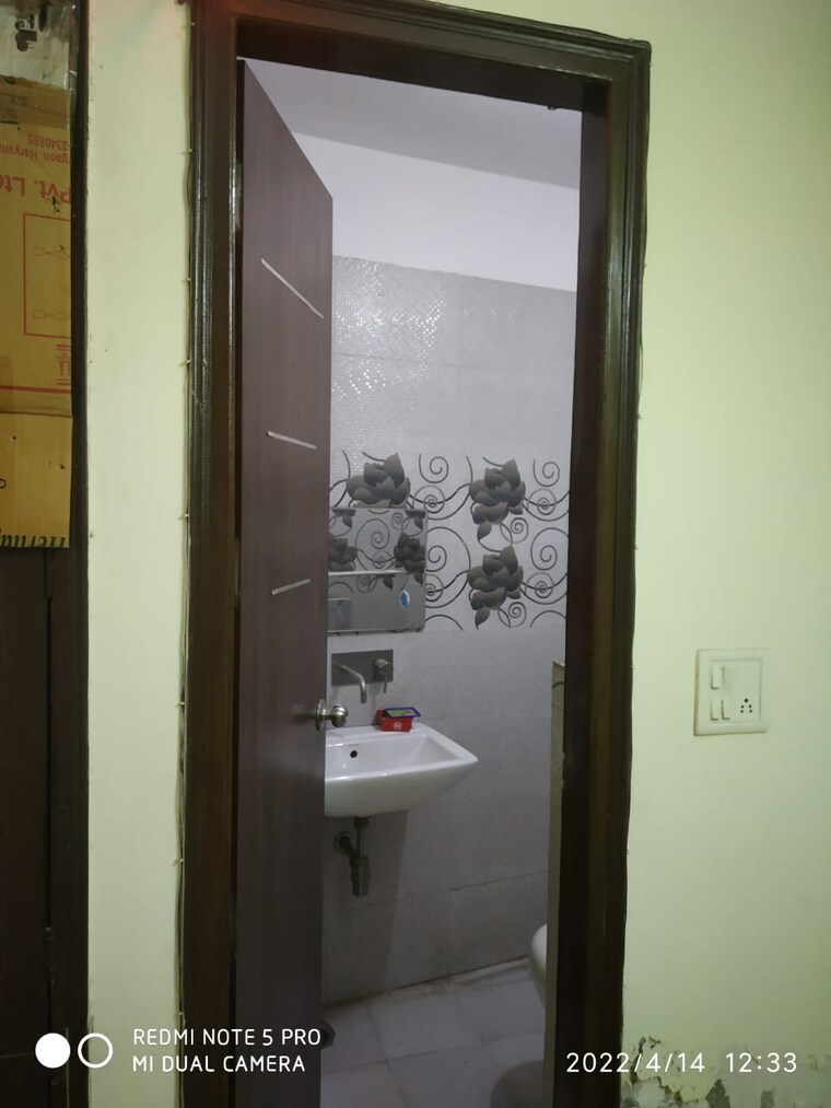 Bathroom, sector 4 1 Bedroom 754 Sq.Ft. Independent House In Sector 4 Gurgaon 9705230