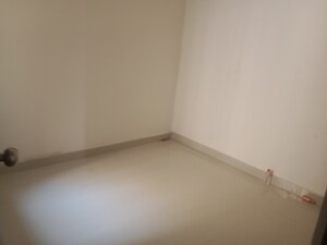 Room in 1 BHK Apartment at Dosti West County, Balkum Pada – for Rent