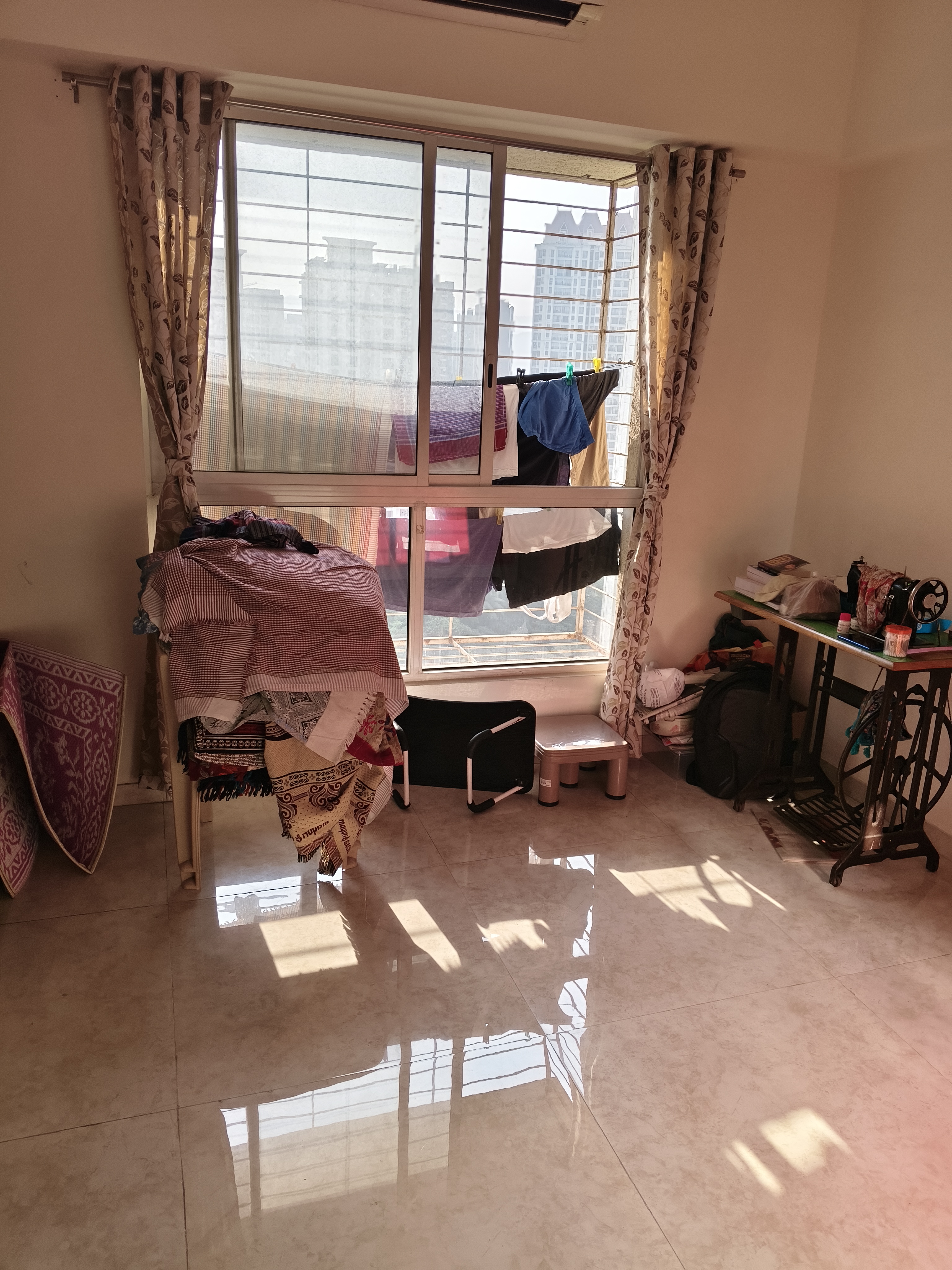 2 BHK Apartment For Sale in Lodha Amara