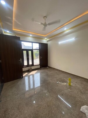 Living Room in 2 BHK Builder Floor at Saket – for Rent