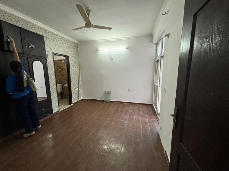 undefined, amrapali-platinum 3 Bedroom 1775 Sq.Ft. Apartment In Sector 119 Noida 9705268