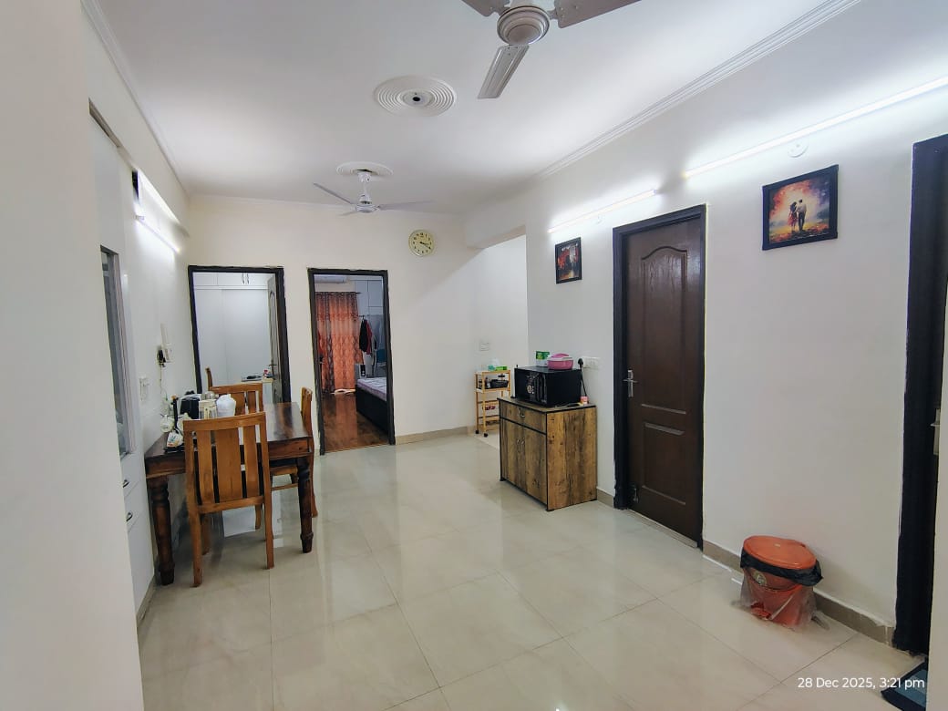3 BHK + Pooja Room Apartment For Sale in Amrapali Centurian Park Phase II
