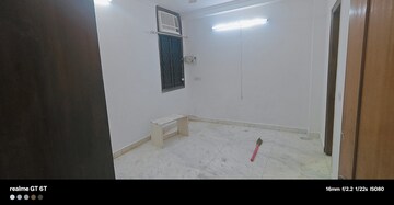 Room in 3 BHK Builder Floor at Saket – for Rent