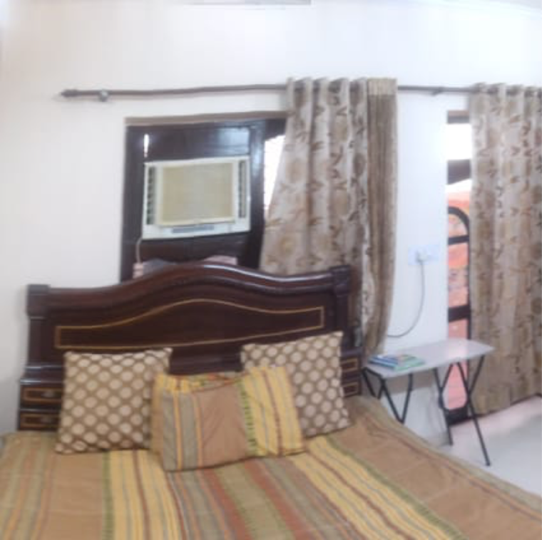 Living Room, sector 22 3 Bedroom 1800 Sq.Ft. Villa In Sector 22 Gurgaon 9705285