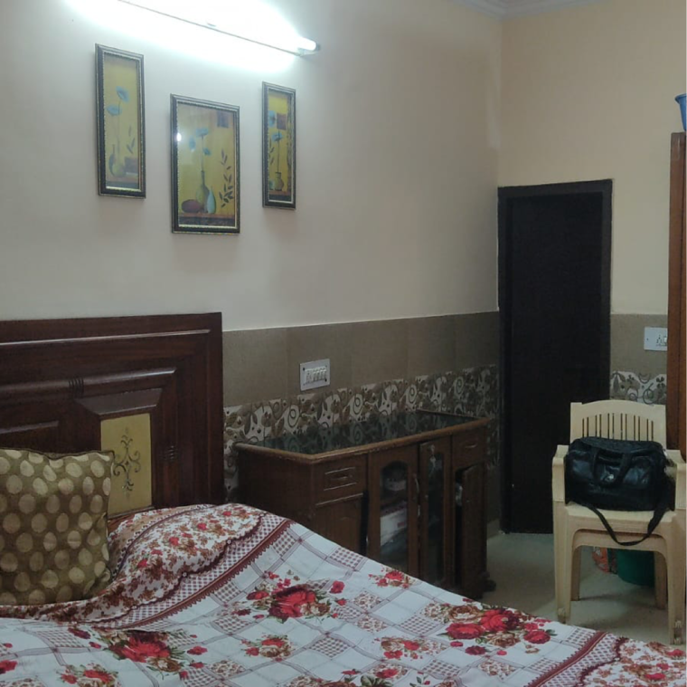 Bedroom, sector 22 3 Bedroom 1800 Sq.Ft. Villa In Sector 22 Gurgaon 9705285