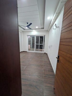 Bedroom in 3 BHK Apartment at Emaar MGF Emerald Hills, Sector 65 – for Rent