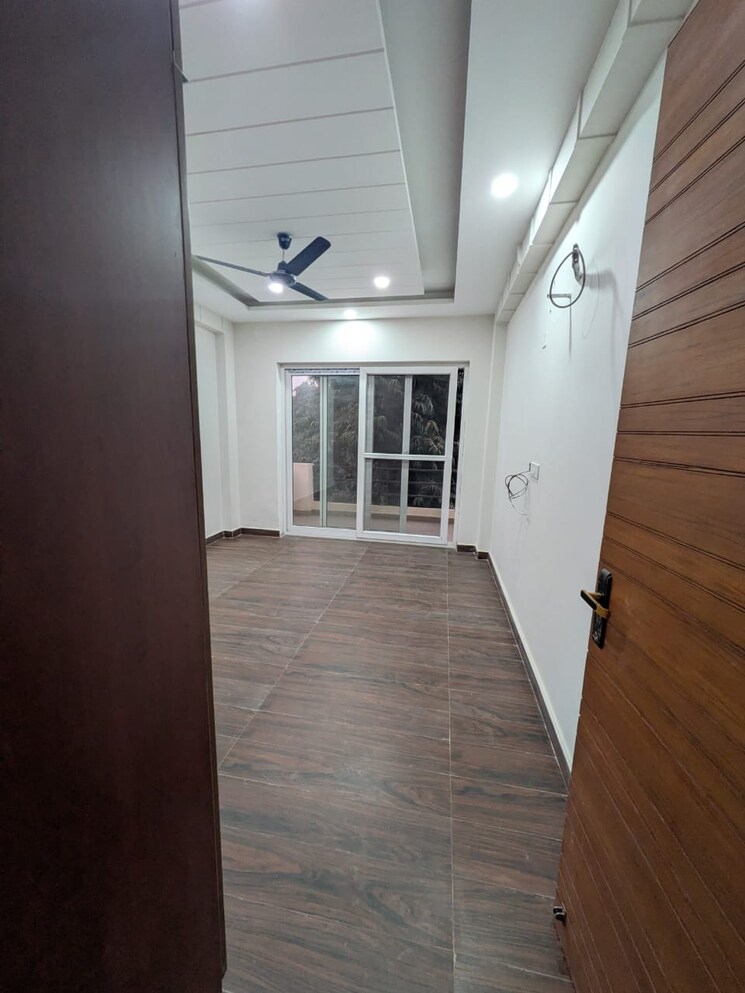 Bedroom, emaar-mgf-emerald-hills 3 Bedroom 1380 Sq.Ft. Apartment In Sector 65 Gurgaon 9705294