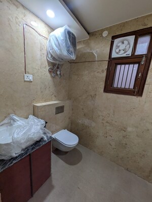 Bathroom in 3 BHK Apartment at Emaar MGF Emerald Hills, Sector 65 – for Rent