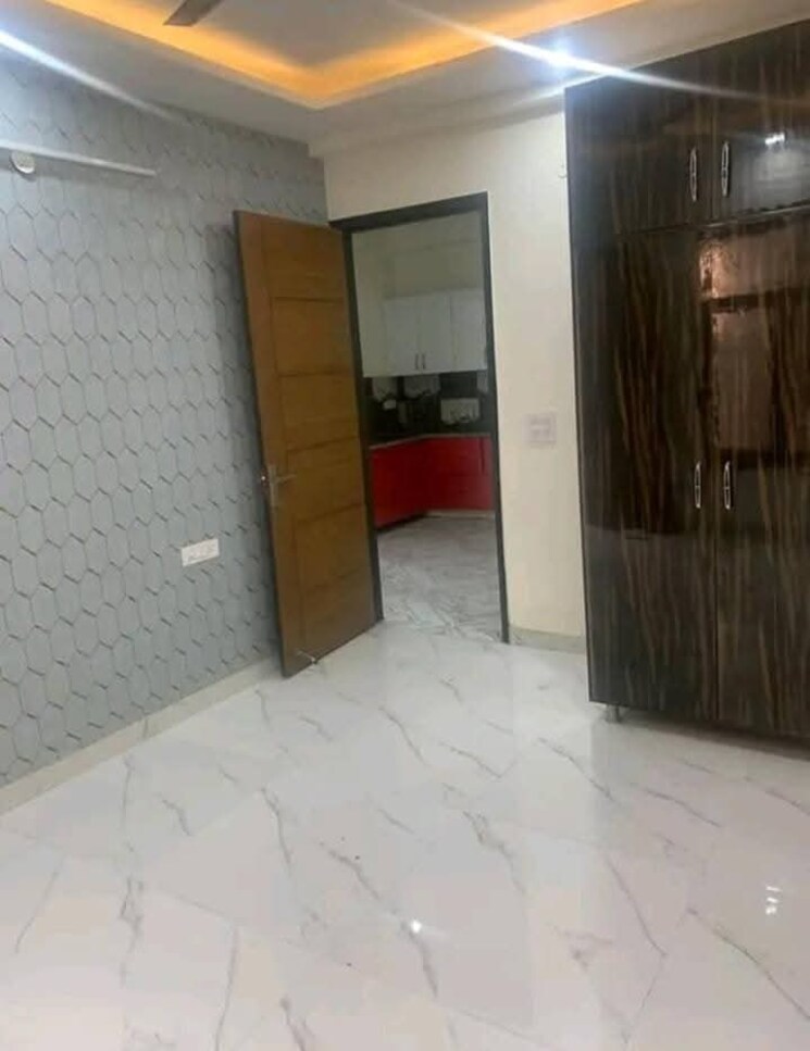 Room, chattarpur 3 Bedroom 1500 Sq.Ft. Apartment In Chattarpur Delhi 9705320