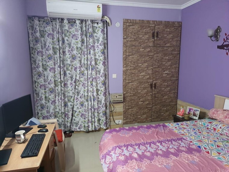 Bedroom, unitech-uniworld-gardens-2 2 Bedroom 997 Sq.Ft. Apartment In Sector 47 Gurgaon 9705323