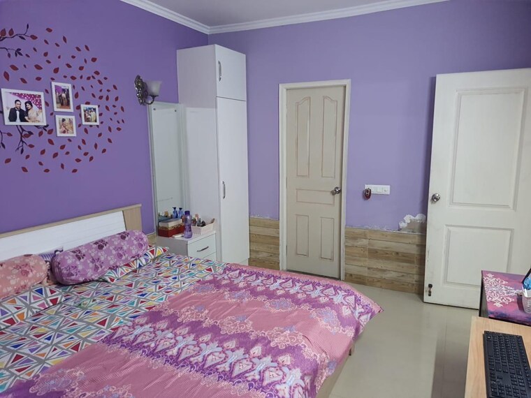 Bedroom, unitech-uniworld-gardens-2 2 Bedroom 997 Sq.Ft. Apartment In Sector 47 Gurgaon 9705323