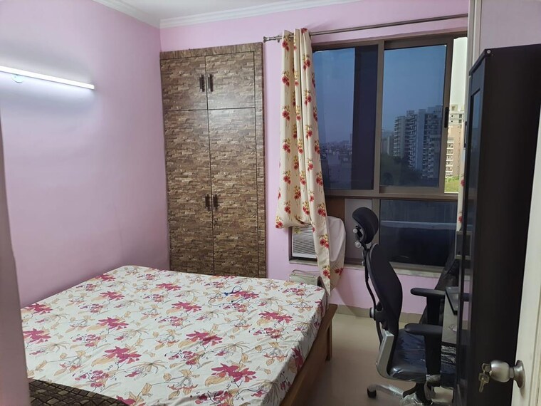 Bedroom, unitech-uniworld-gardens-2 2 Bedroom 997 Sq.Ft. Apartment In Sector 47 Gurgaon 9705323