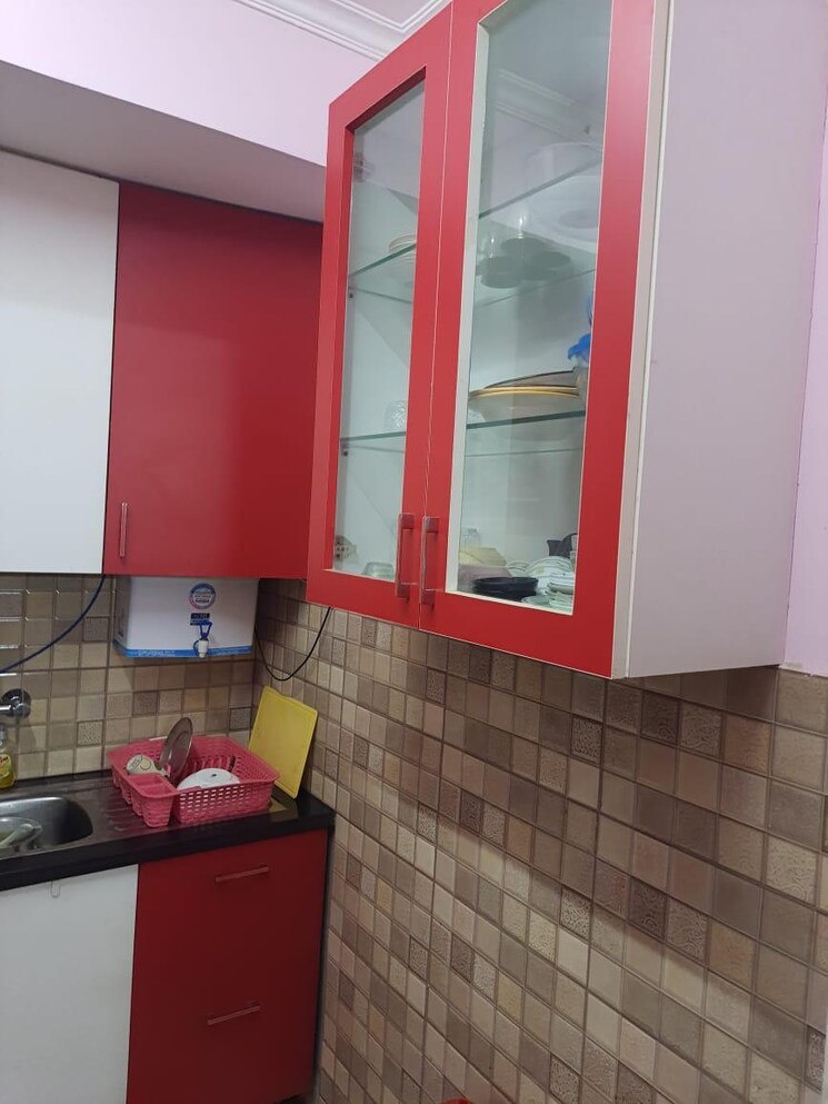 Kitchen, unitech-uniworld-gardens-2 2 Bedroom 997 Sq.Ft. Apartment In Sector 47 Gurgaon 9705323