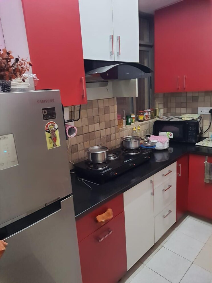 Kitchen, unitech-uniworld-gardens-2 2 Bedroom 997 Sq.Ft. Apartment In Sector 47 Gurgaon 9705323