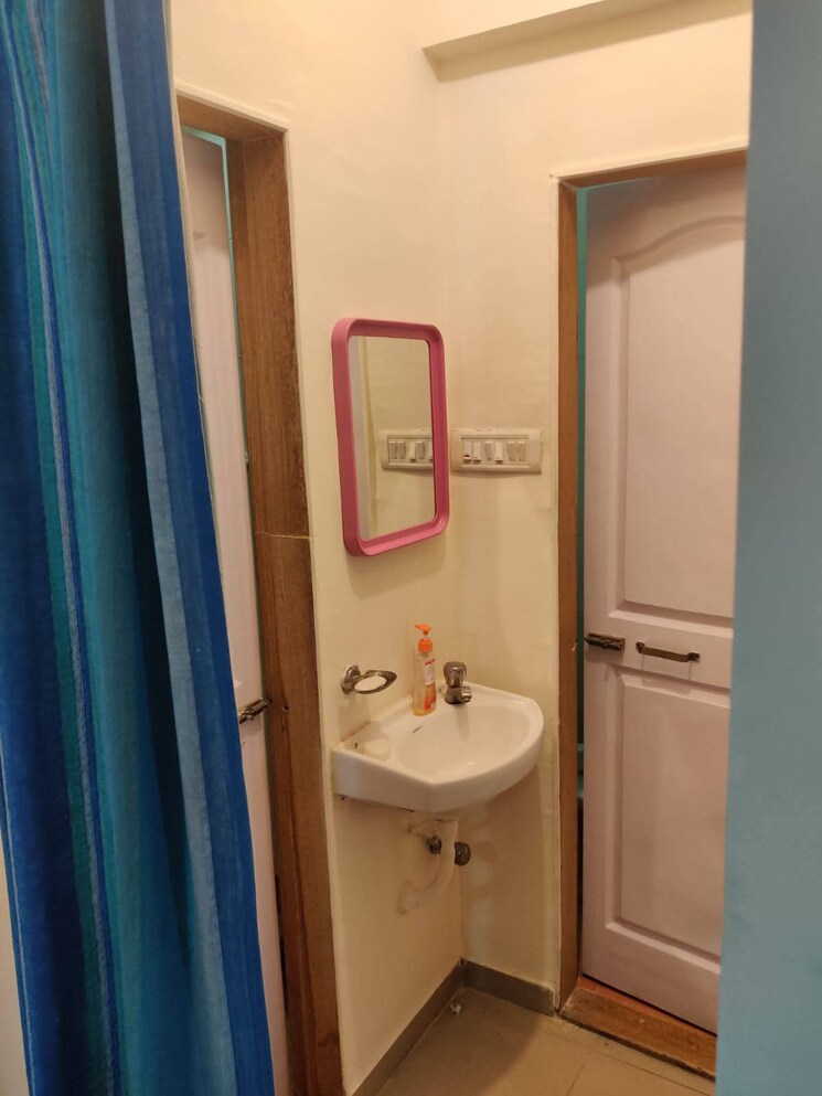 undefined, dindoshi-onkar-chs 1 Bedroom 545 Sq.Ft. Apartment In Malad East Mumbai 9705335