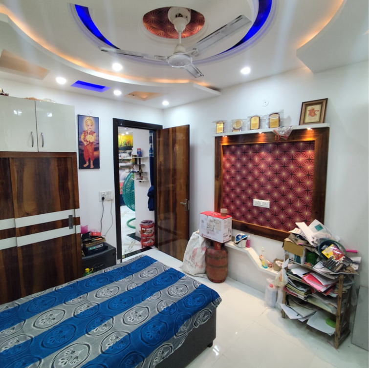 Bedroom, uttam nagar west 2 Bedroom 60 Sq.Yd. Builder Floor In Uttam Nagar West Delhi 9705355