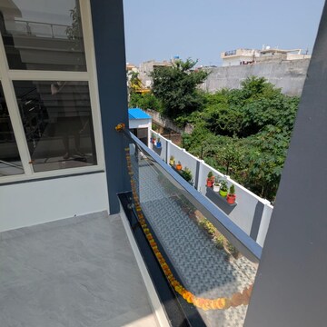  Pg – Exterior View View at Gomti Nagar - for Rent