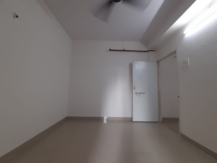 Room, goregaon west 1 Bedroom 482 Sq.Ft. Apartment In Goregaon West Mumbai 9705372