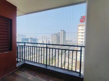 Room in 3 BHK Apartment at Rajapushpa Provincia, Narsingi – for Sale