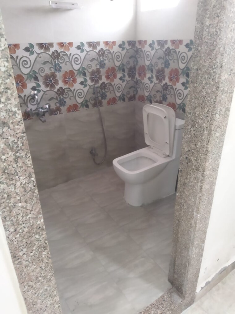 Bathroom, rajapushpa-provincia 3 Bedroom 1715 Sq.Ft. Apartment In Narsingi Hyderabad 9705392