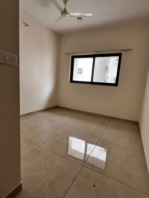 Room in 3 BHK Apartment at Duville Riverdale Residences, Kharadi – for Rent