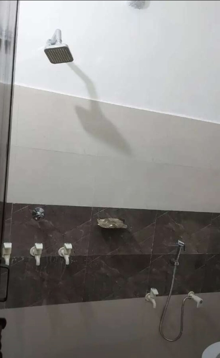 undefined, aliganj 4 Bedroom 950 Sq.Ft. Independent House In Aliganj Lucknow 9705400