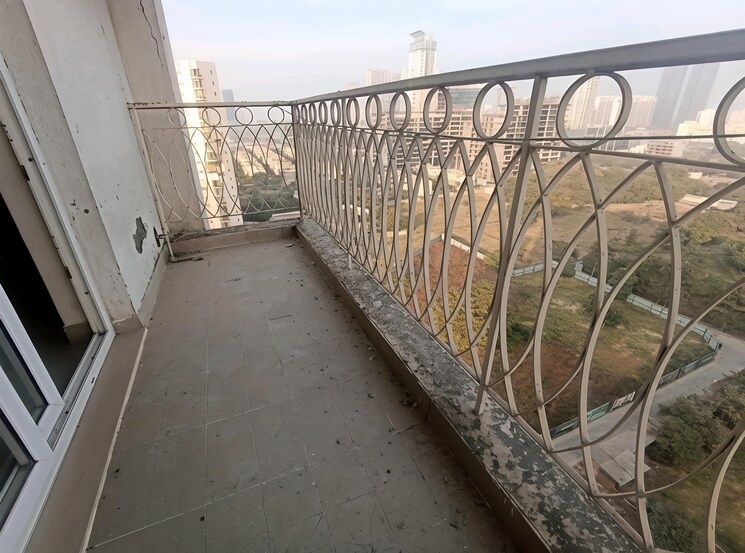 Balcony, bptp-park-prime 3 Bedroom 1442 Sq.Ft. Apartment In Sector 66 Gurgaon 9705404
