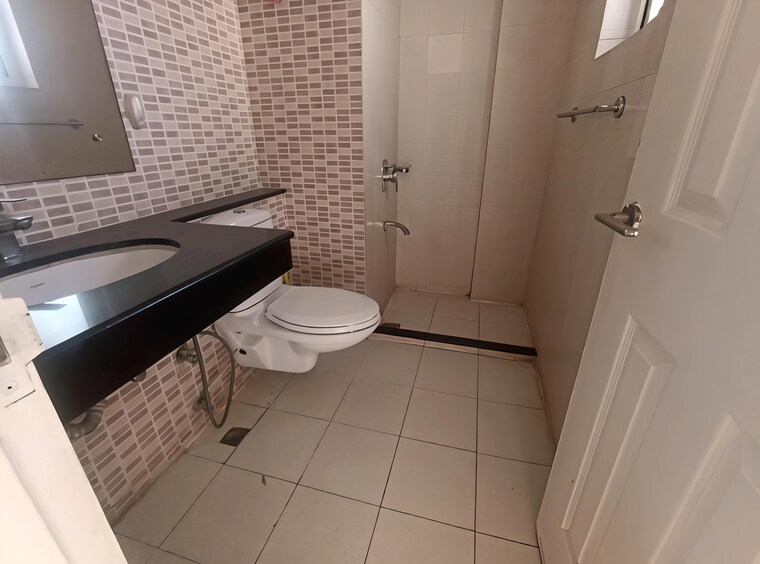 Bathroom, bptp-park-prime 3 Bedroom 1442 Sq.Ft. Apartment In Sector 66 Gurgaon 9705404