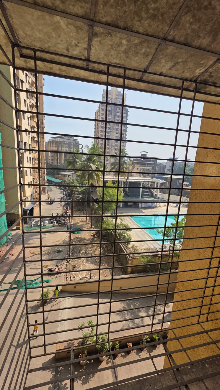 Balcony, hubtown-greenwoods 2 Bedroom 526 Sq.Ft. Apartment In Vartak Nagar Thane 9705406