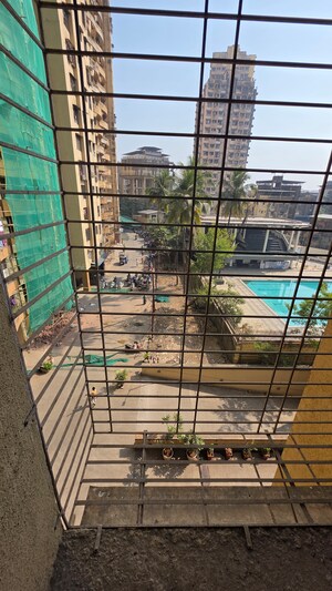 2 BHK Apartment For Sale in Hubtown Greenwoods, Vartak Nagar