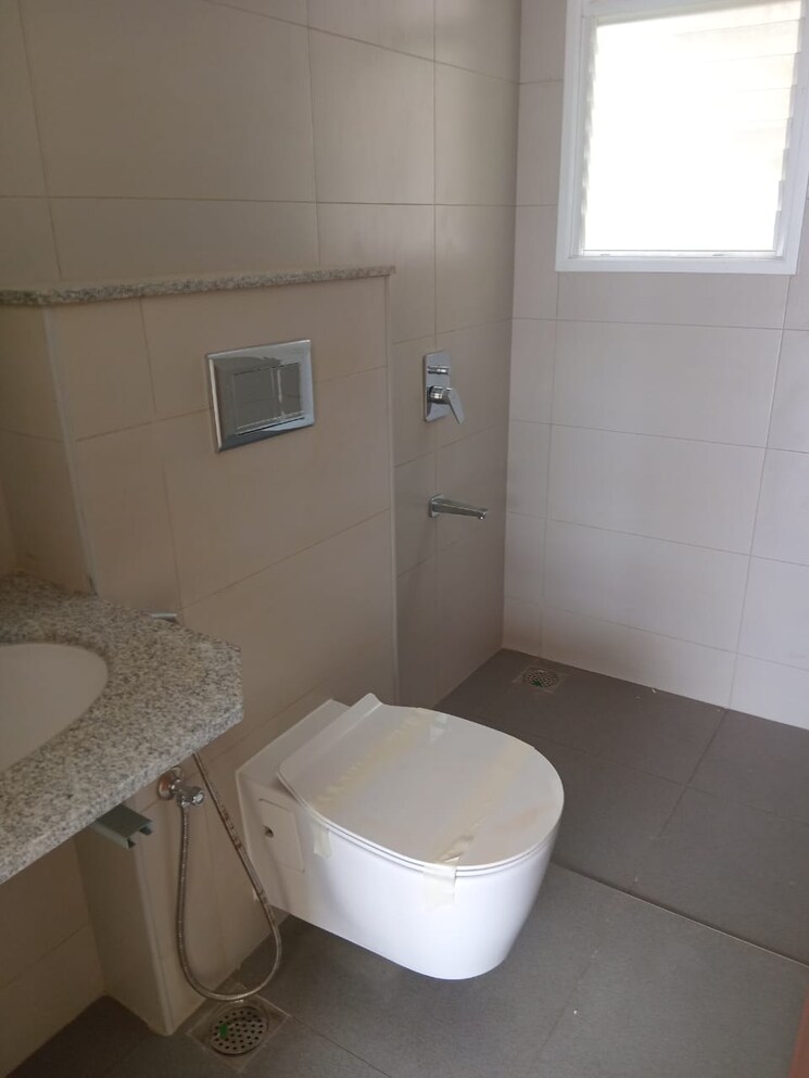 Bathroom, godrej-park-retreat 2 Bedroom 998 Sq.Ft. Apartment In Sarjapur Road Bangalore 9705408
