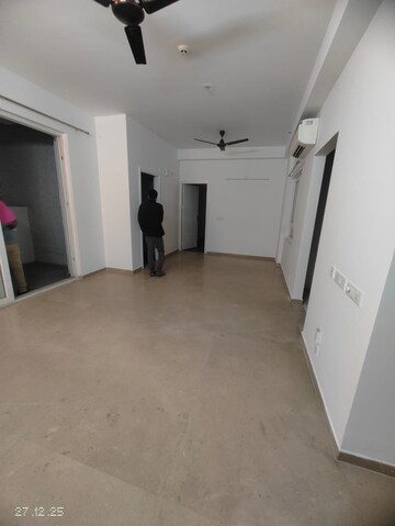 Room in 3 BHK Apartment at Mapsko Mount Ville, Sector 79 – for Rent