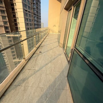 Balcony in 3.5 BHK Apartment at Sheth Auris Serenity Tower 2, Kanch Pada – for Rent