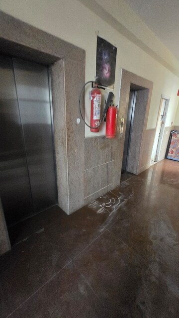 Furnished Amenities in 3 BHK Apartment at Unitech Horizon, Pi Greater Noida – for Rent