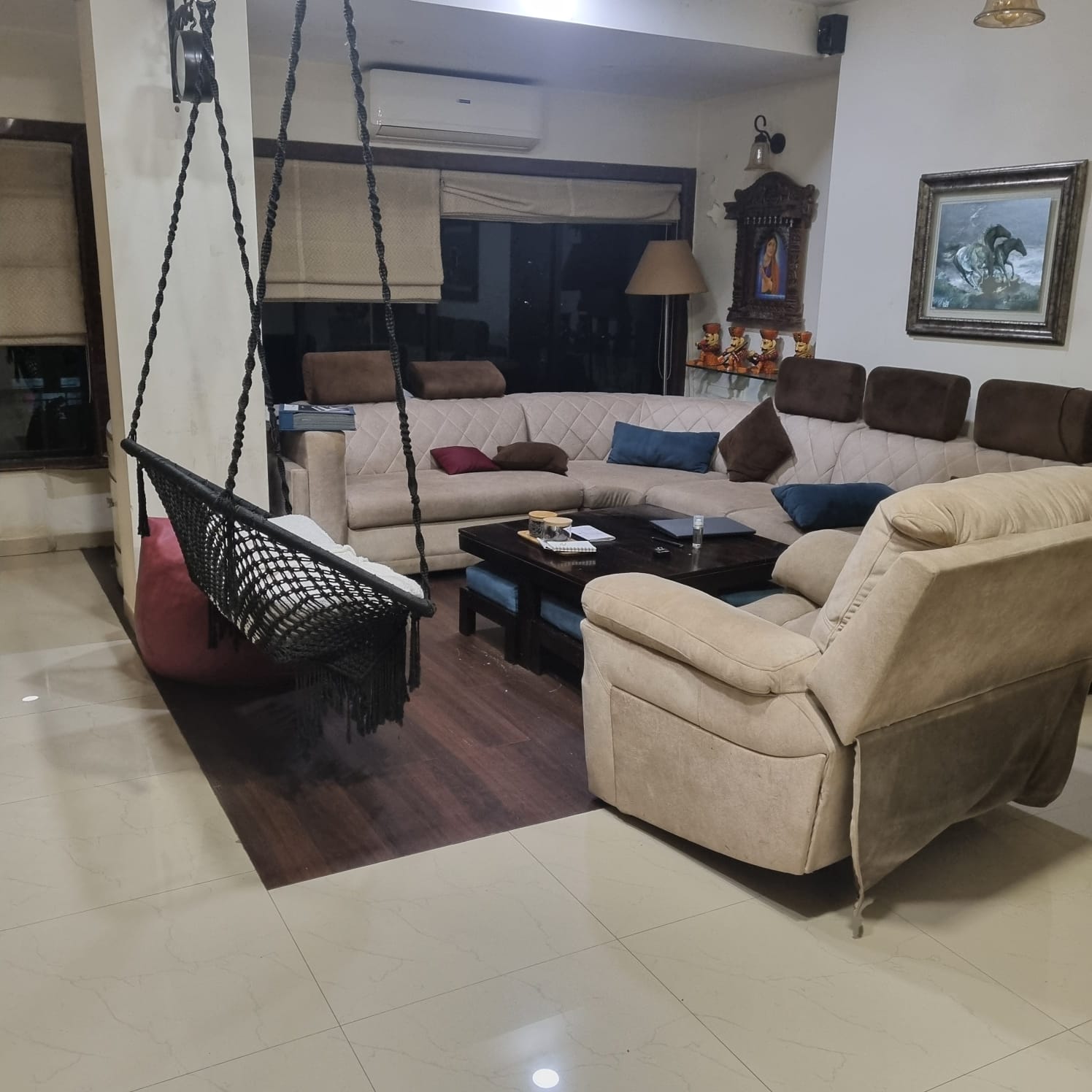 4 BHK Apartment For Rent in Silver Sant