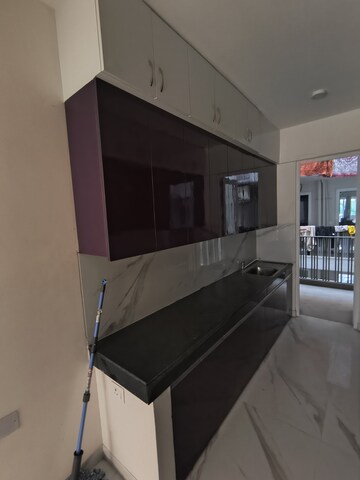 Team Area in 3 BHK Apartment at M3M Soulitude, Sector 89 – for Rent