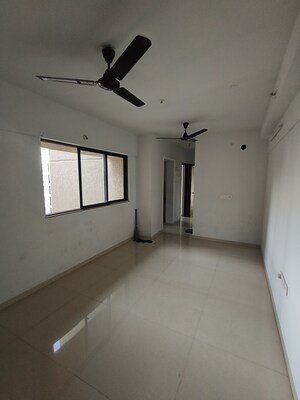 1 BHK Apartment For Rent in Lodha Lakeshore Greens, Dombivli East